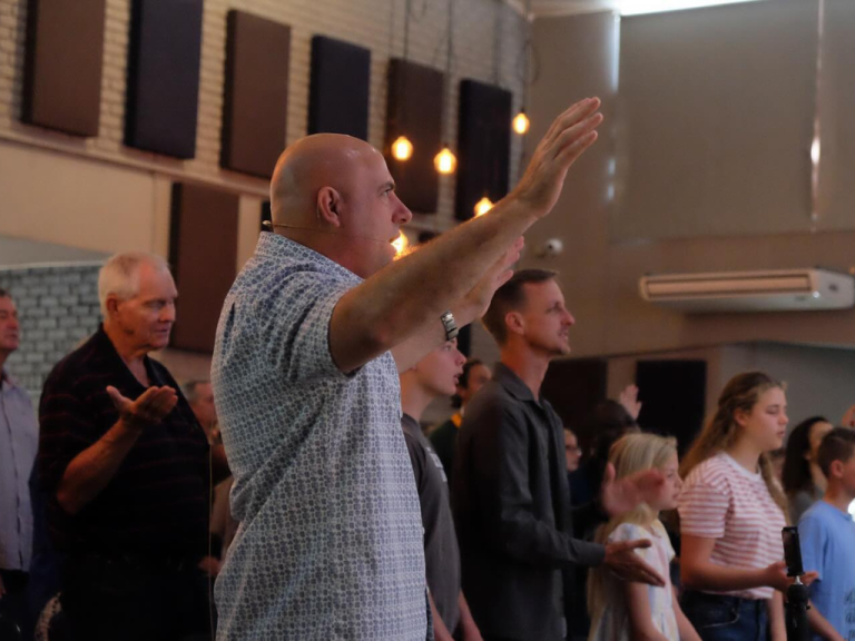 steve worship